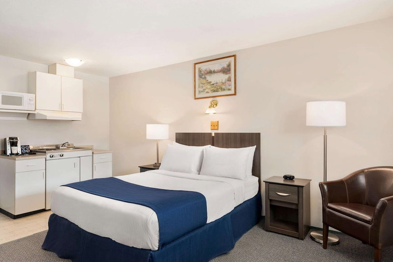 Travelodge by Wyndham McBride, McBride, Canada