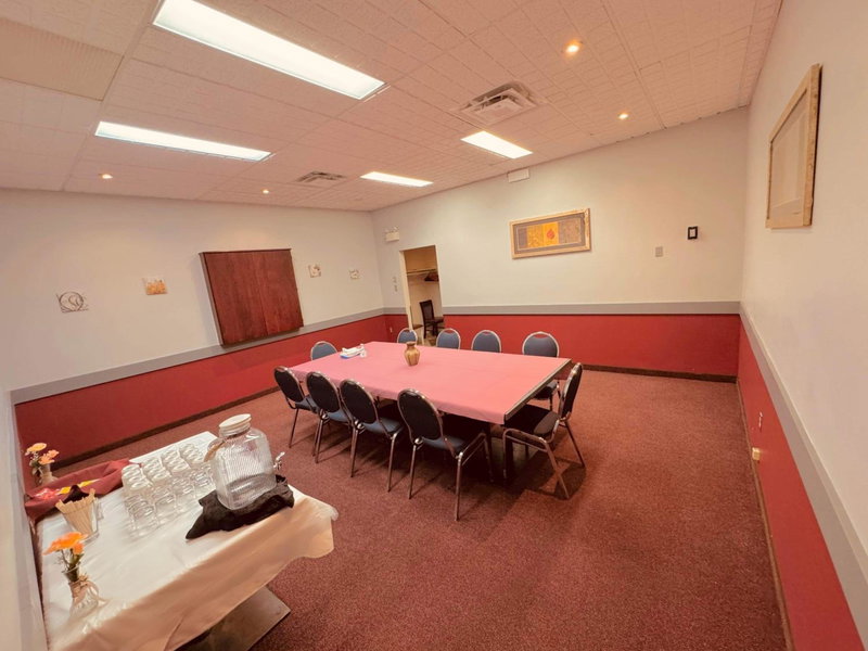 Travelodge by Wyndham Prince Albert, Prince Albert, Canada