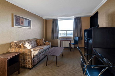 Travelodge by Wyndham Prince Albert, Prince Albert, Canada
