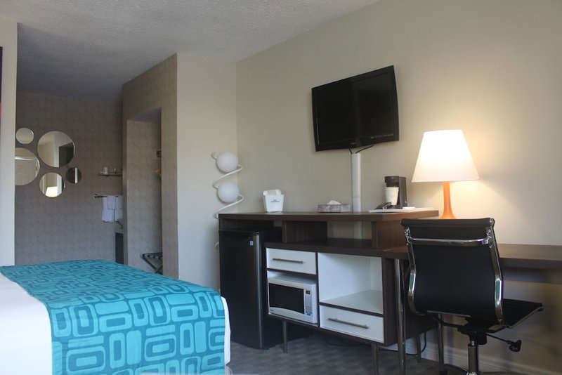 Howard Johnson by Wyndham Kingston, Kingston, Canadá