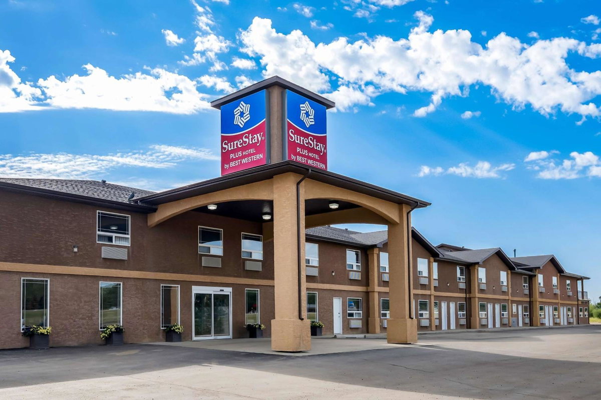 Hotel · SureStay Plus Hotel by Best Western Hardisty, Hardisty