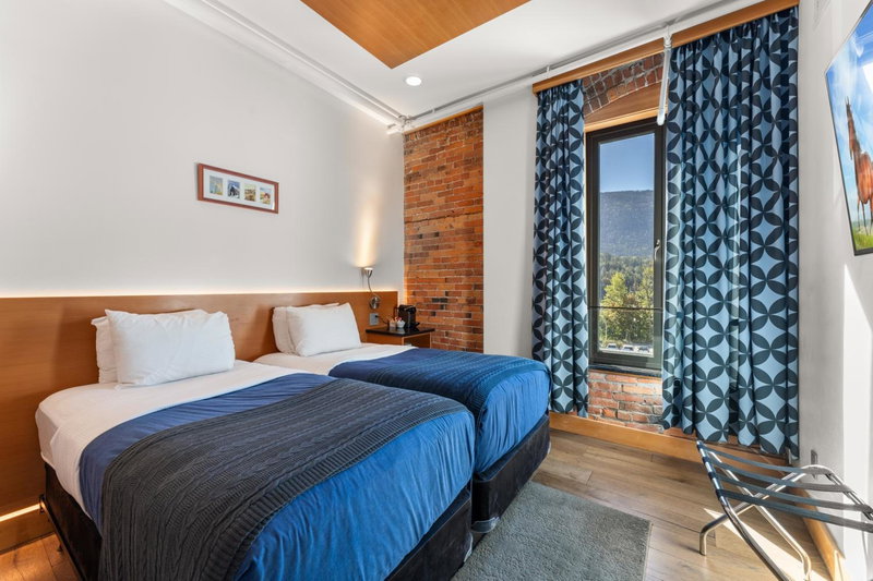 Savoy Hotel, Nelson, Canada