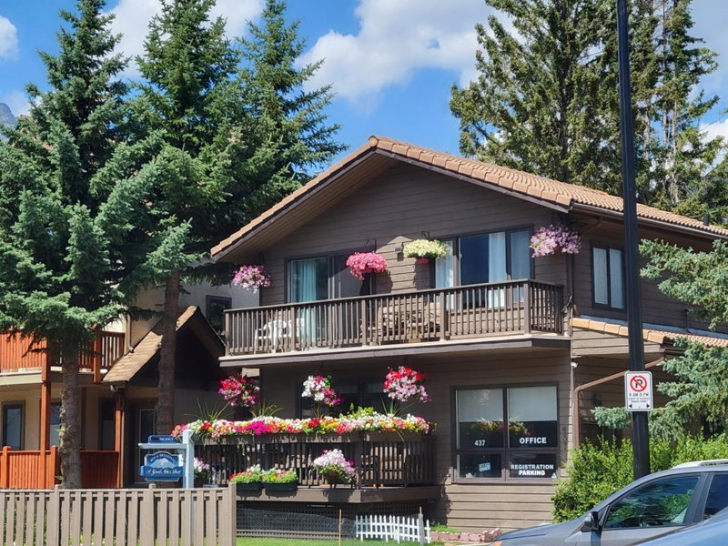 A Good Nite's Rest Bed and Breakfast, Banff, Canada