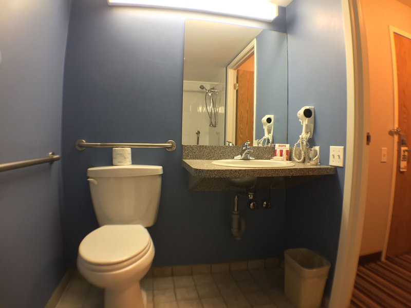 Super 8 by Wyndham Fort Frances, Fort Frances, Canada