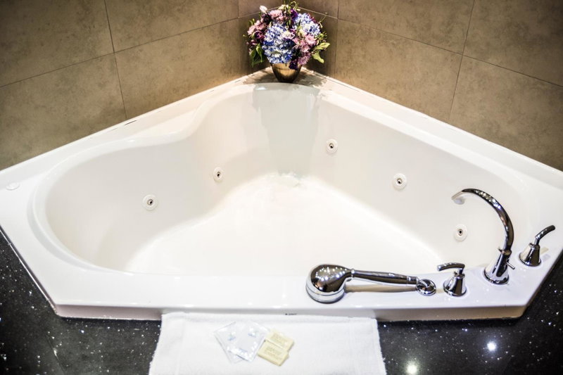 Mississauga Gate Inn, Islington-City Centre West, Канада