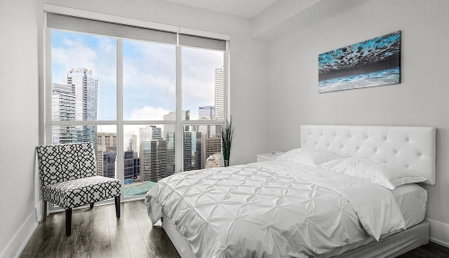Life Suites Loft - CN Tower, Kensington-Chinatown, Canada