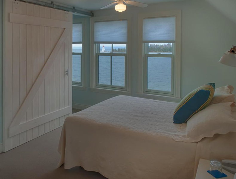 Dunlop Inn, Baddeck, Canada