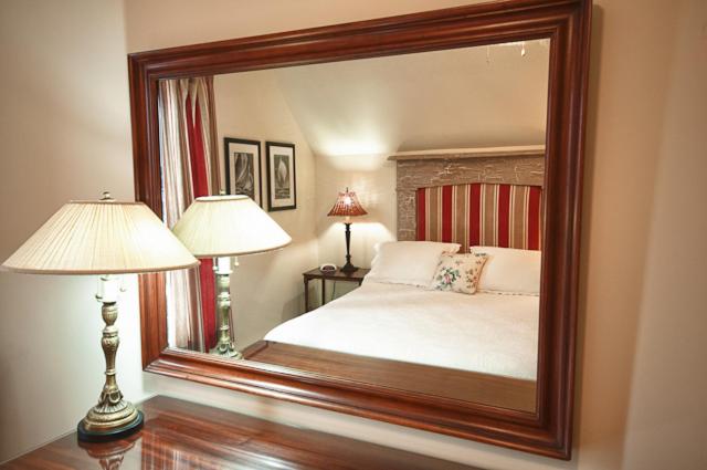 Dunlop Inn, Baddeck, Canada