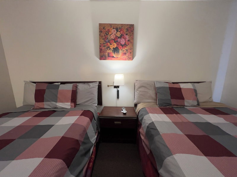 Monashee Motel, Sicamous, Канада