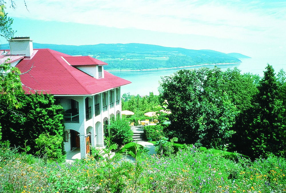 Hotel · Auberge des Falaises, La Malbaie