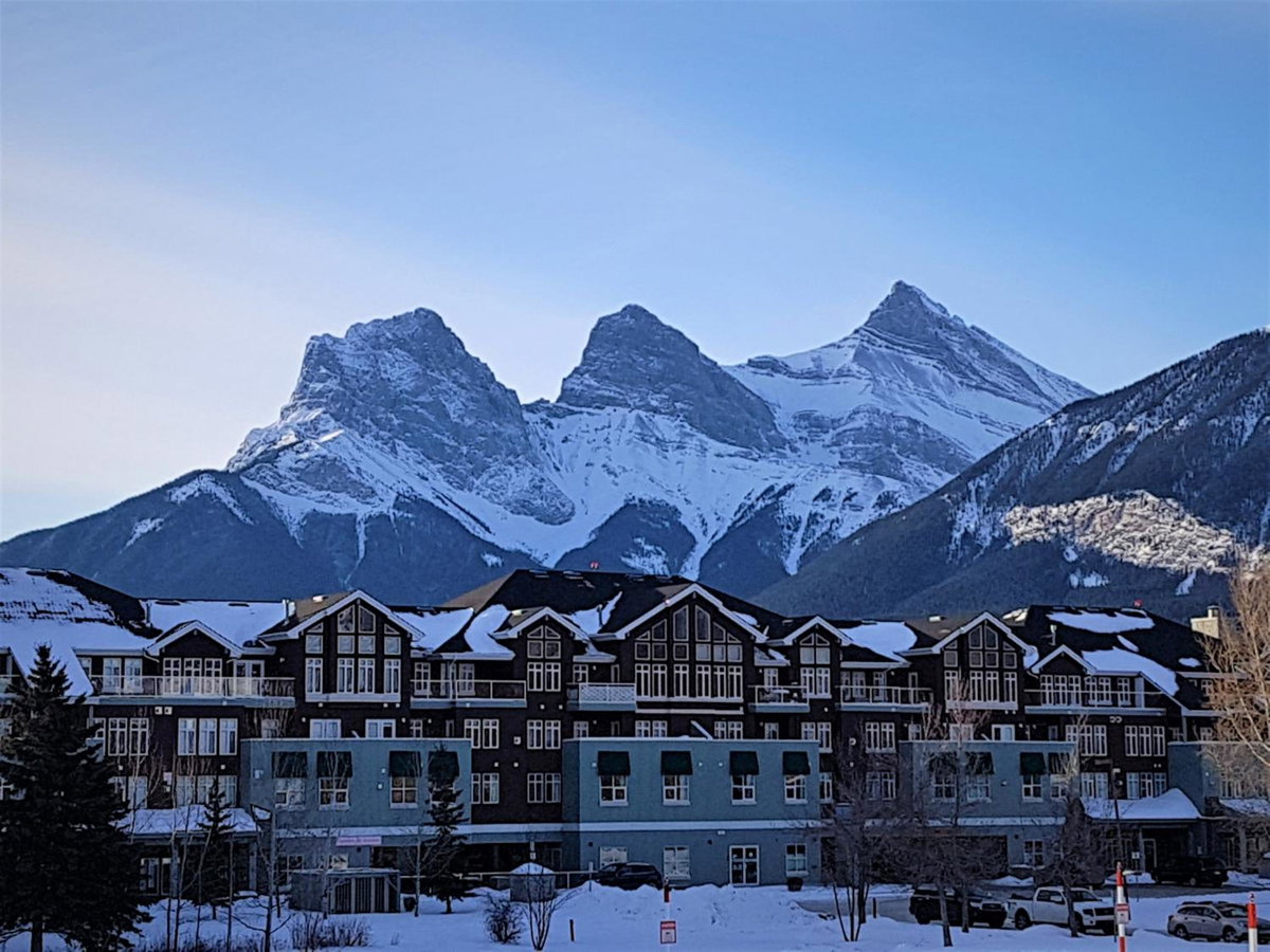 Sunset Mountain Inn, Kanada