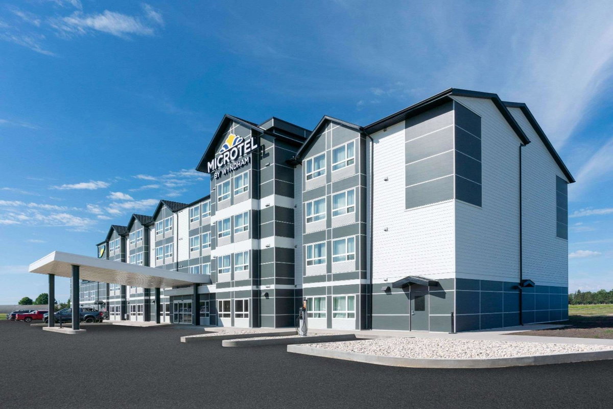 Hotel · Microtel Inn & Suites by Wyndham Portage La Prairie, Portage La Prairie