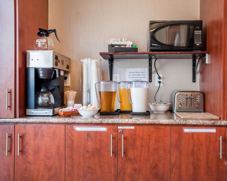 Woodstock Inn and Suites, Woodstock, Canada