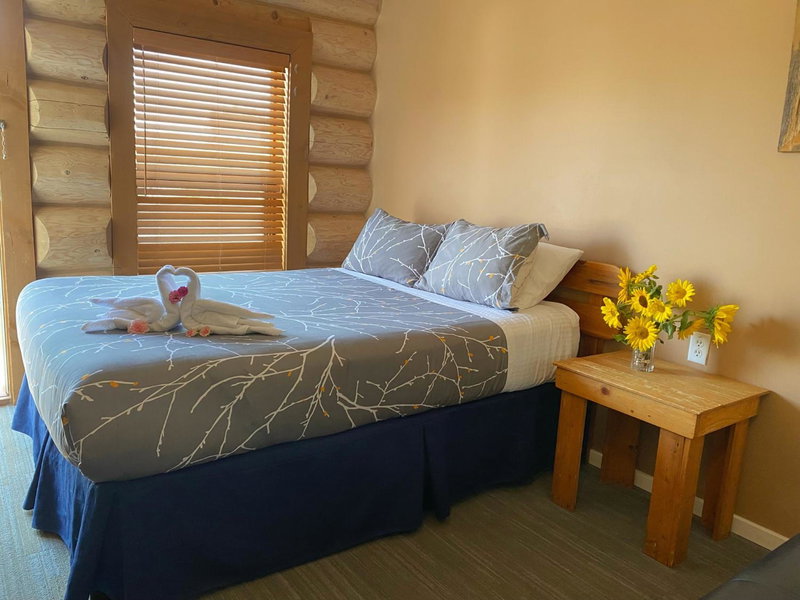 Bear's Claw Lodge, Cache Creek, Canada