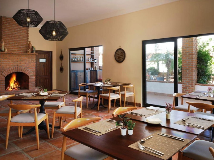 Surya Hotel, Ensenada, México