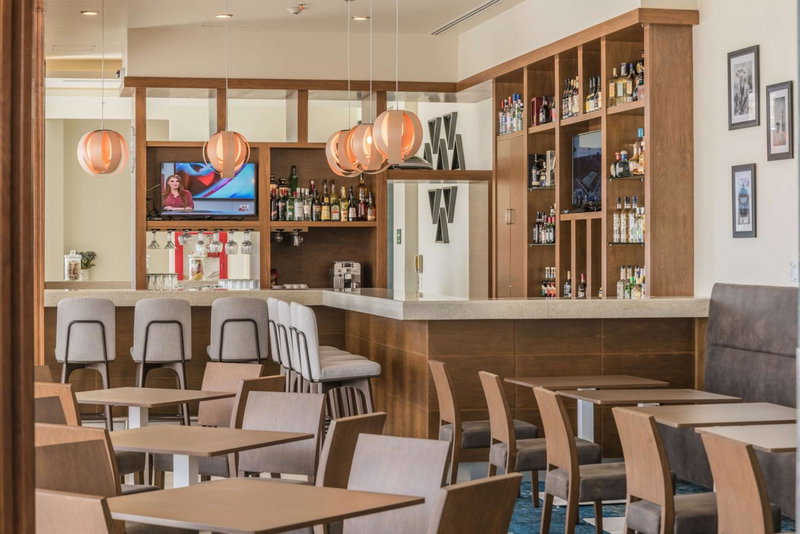 Hampton Inn & Suites by Hilton Salamanca Bajio, Salamanca, Mexico