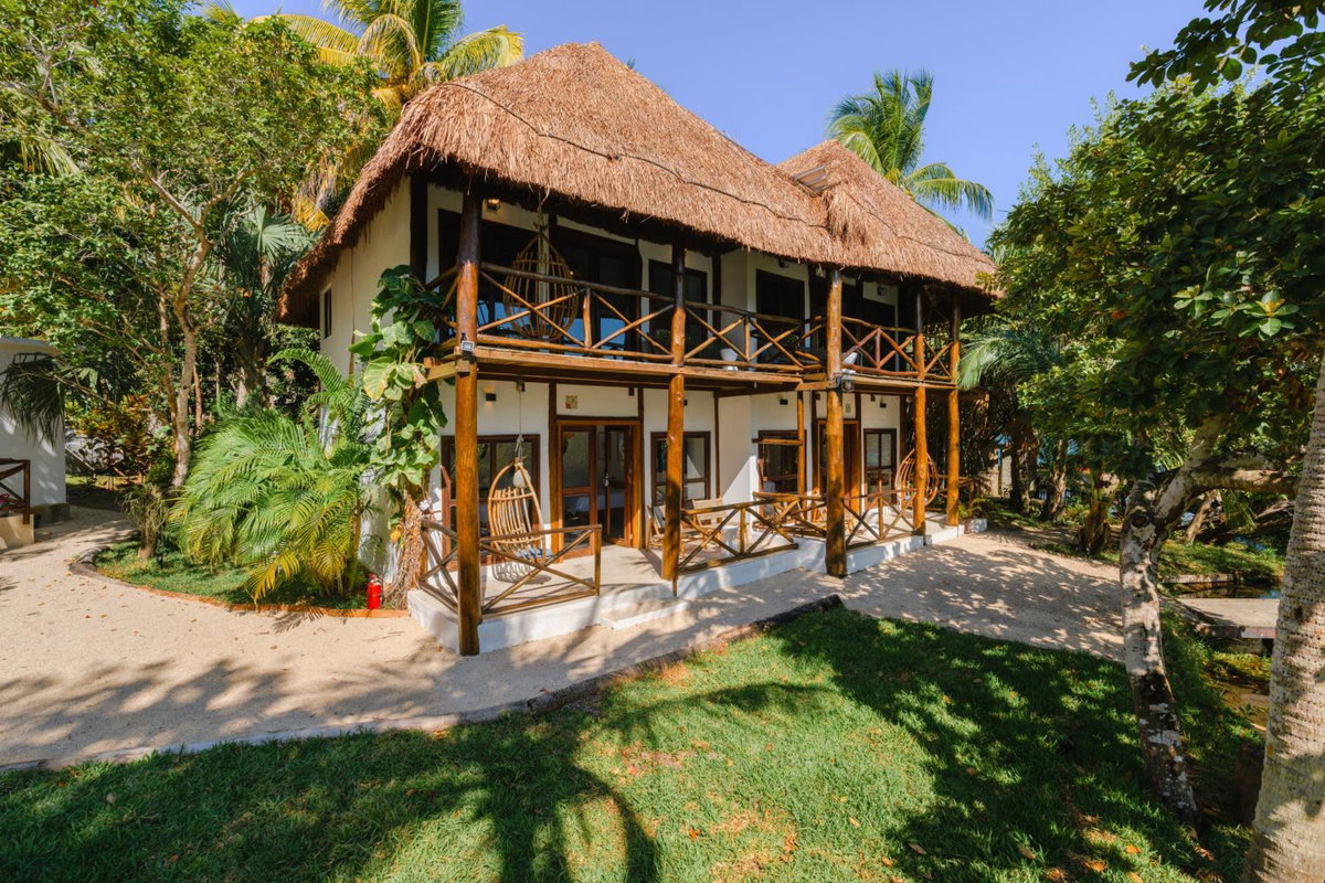 Hotel · Azulea Bacalar Hotel & Spa - Lagoon Front, Chetumal