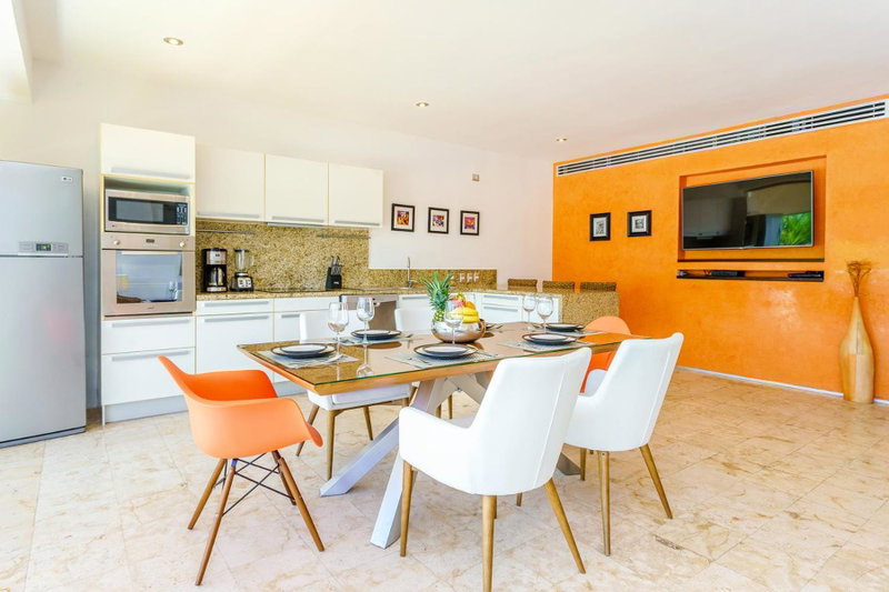 Gorgeous Magia Beachside Condos by Stella Rentals!, Playa del Carmen, Mexico
