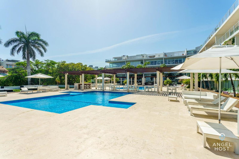 Gorgeous Magia Beachside Condos by Stella Rentals!, Playa del Carmen, Mexico