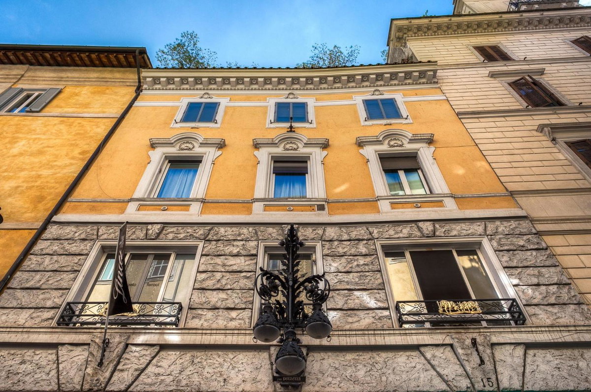 Charme & Chic Luxury, Italy