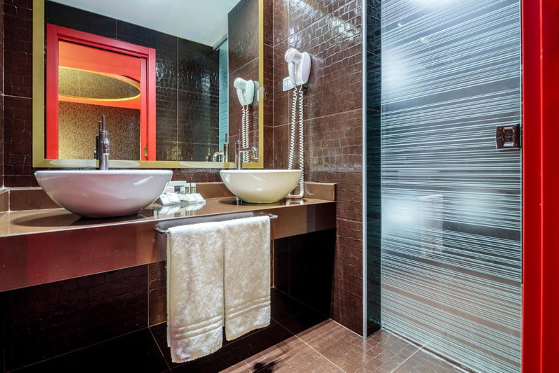 Base Hotel, San Dona di Piave, Italy
