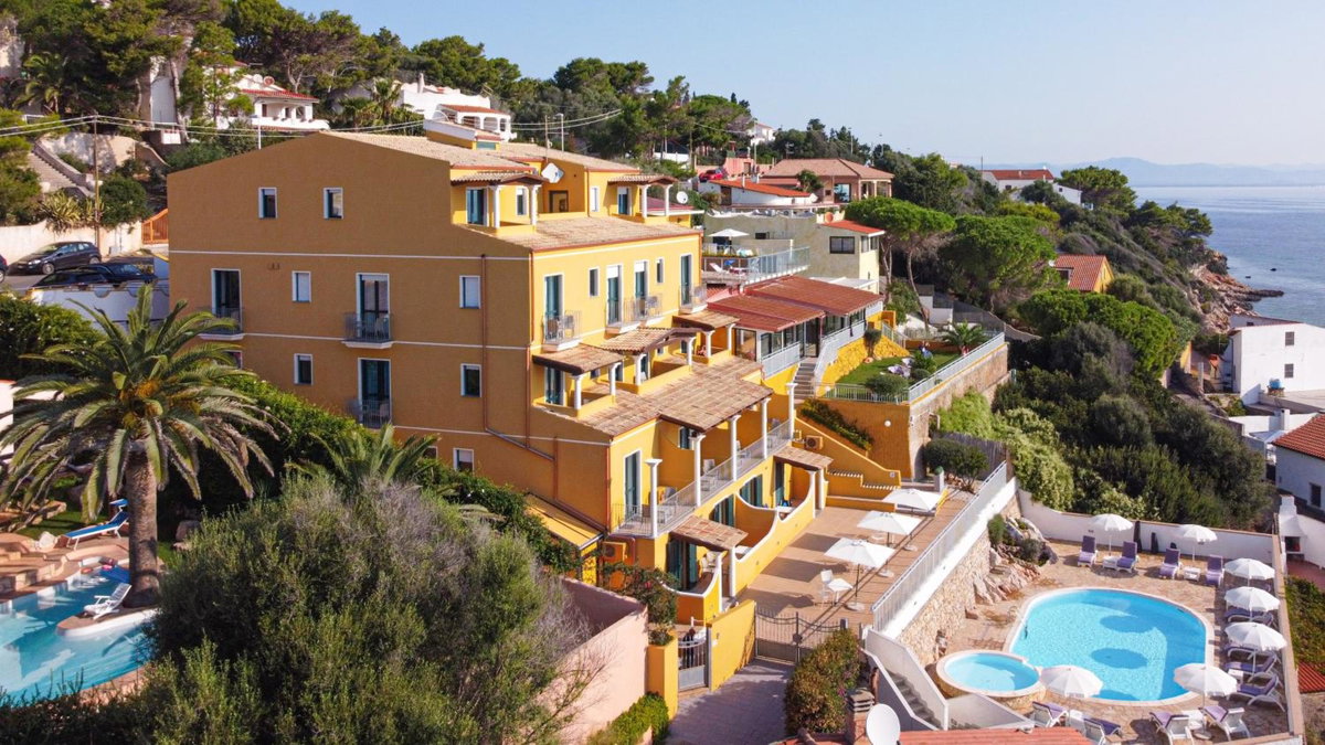 Lu' Hotel Maladroxia, Italy