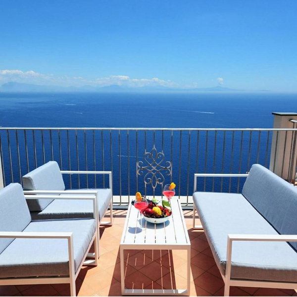 Amalfi Blu Retreat, Gragnano, Italy