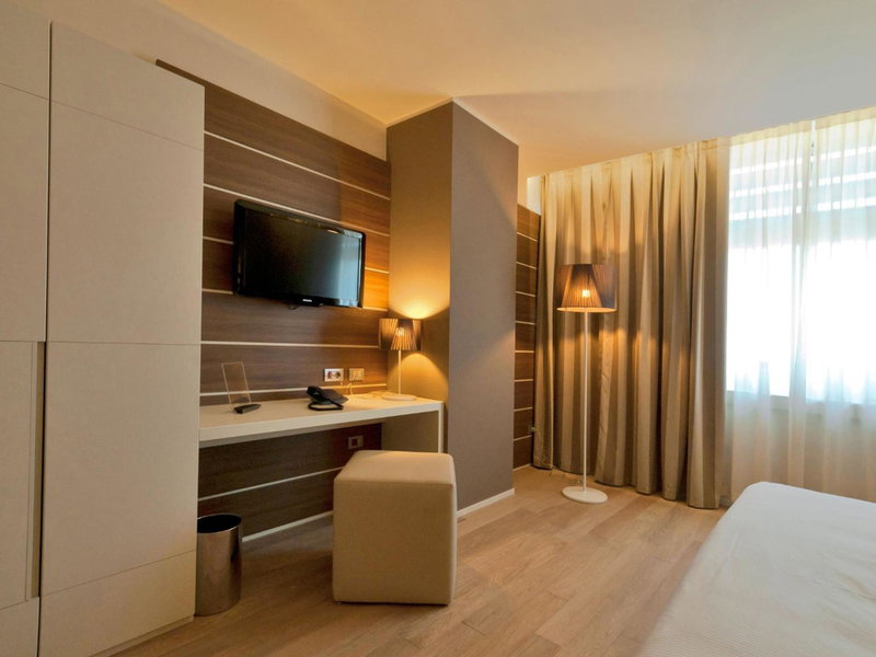 Hotel Glamour - Buongiorno! Hotels, Bassano del Grappa, Италия
