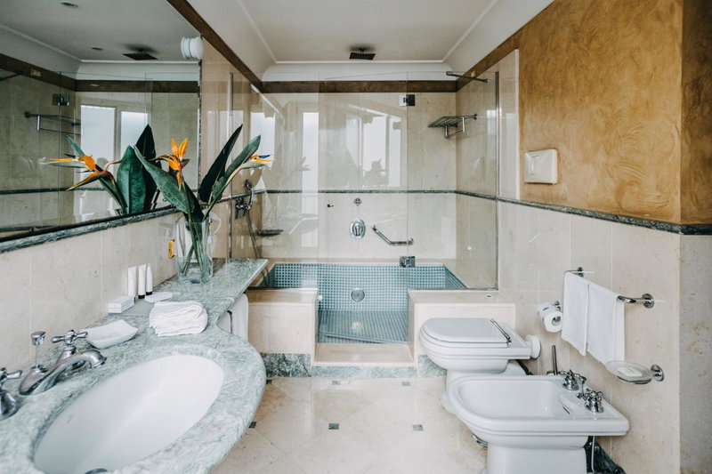 Costantinopoli 104, Naples, Италия