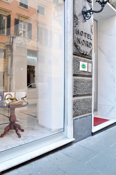 HNN Luxury Suites, Genova, Italia