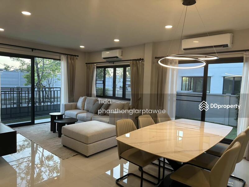 House for rent in Samut Prakan, Thailand · Centro Bangna, Samut Prakan · 4 rooms, 4 baths