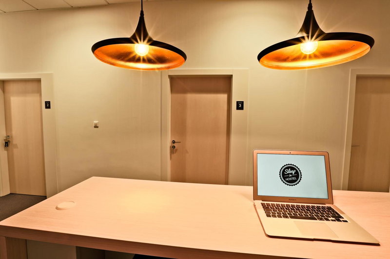 Sleep in Hostel & Apartments Stary Rynek, Poznan, Poland