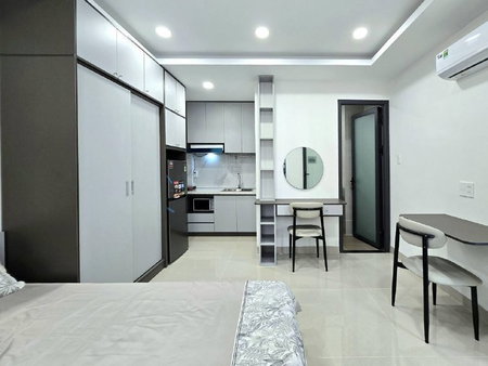 Room for rent in Ho Chi Minh, Vietnam · District 2 · 1 room, 1 bath