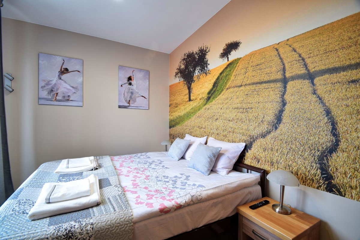 Aparthotel Globus - bezkontaktowa obsługa, Poland