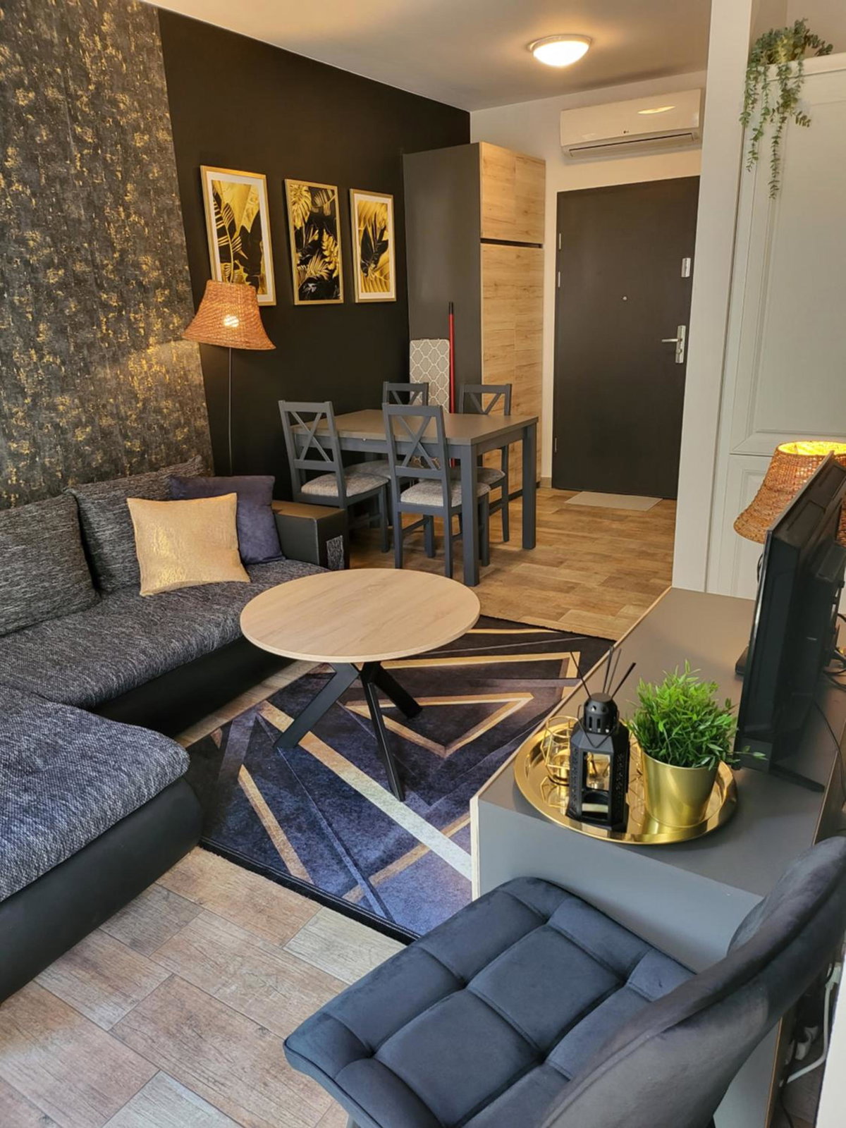 Hotel · Moon Apartments Poznań, Poznan