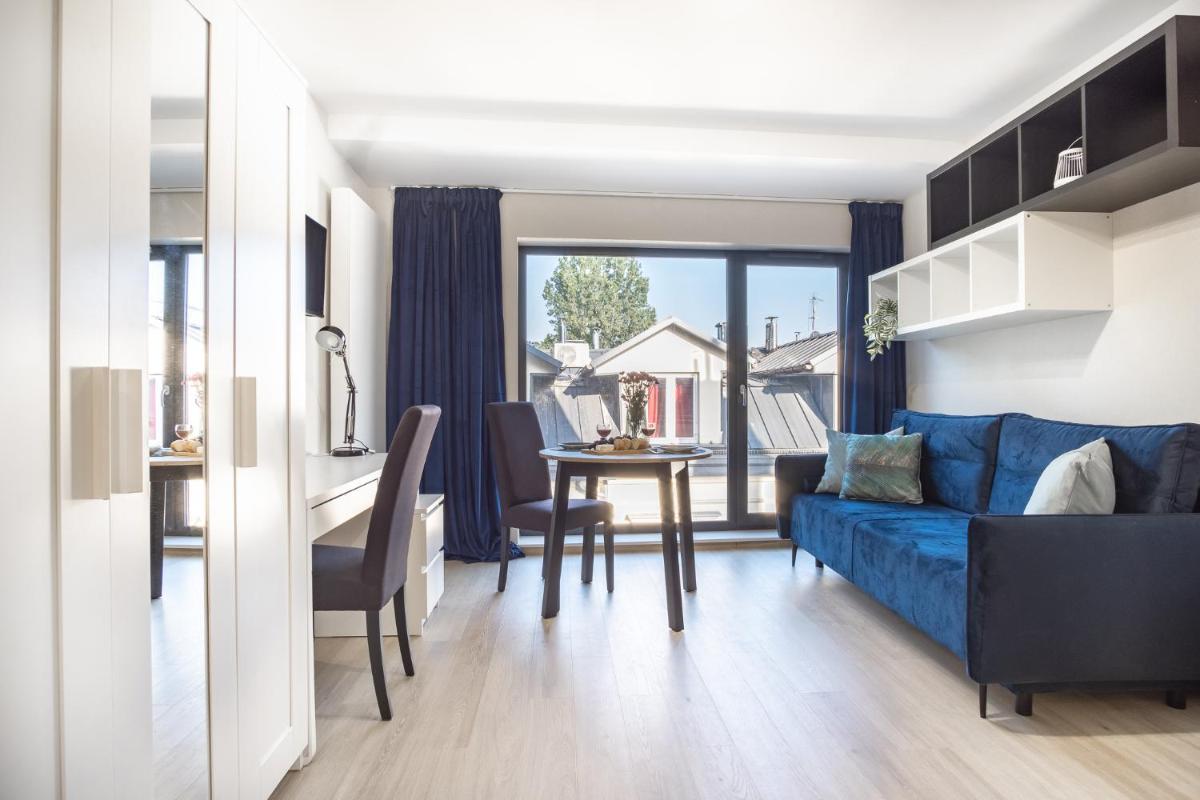 Hotel · Iron Apartments, Krakow