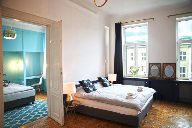 4th Floor Bed and Breakfast, Srodmiescie, Poland