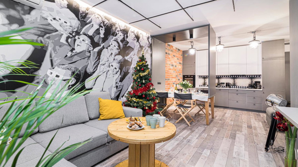 Maya's Flats & Resorts 24 - Hollywood, Polonia