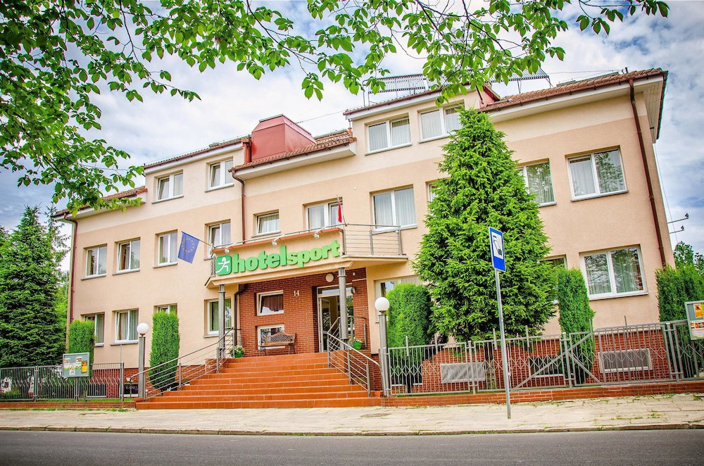 Hotel Sport, Polonia
