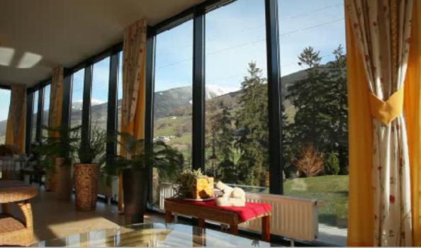 Hotel Stolz, Wilten, Austria
