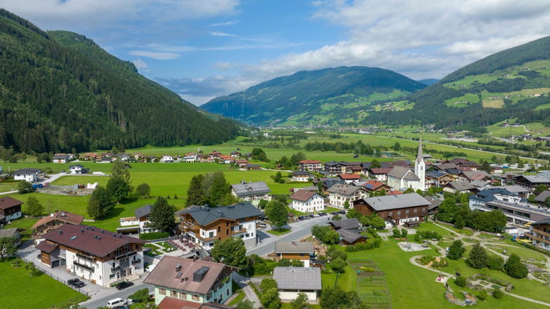 Herz3 Hotel Bar Restaurant Trattoria, Hollersbach im Pinzgau, Austria