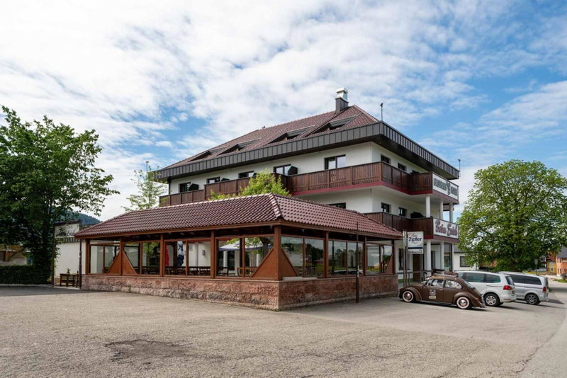 Gasthaus Hotel Beim Erich, Oberhofen am Irrsee, Austria