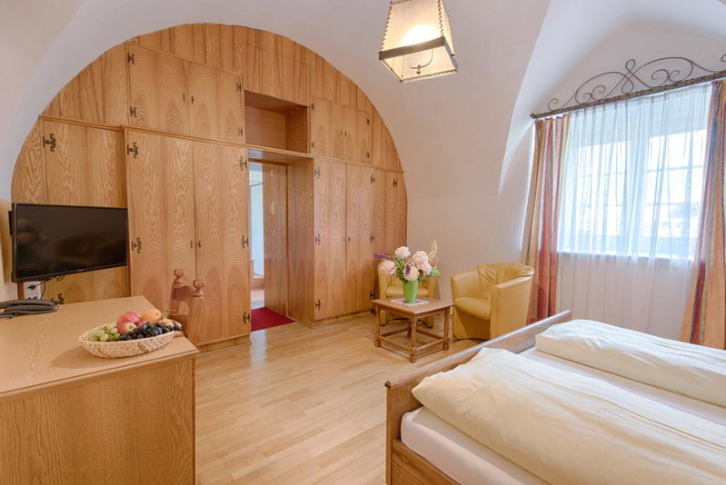Hotel Post, Großkirchheim, Austria