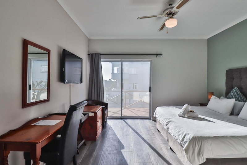 Spring Tide Inn Guest House by CTHA, Cape Town, South Africa