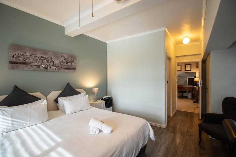 Spring Tide Inn Guest House by CTHA, Cape Town, South Africa