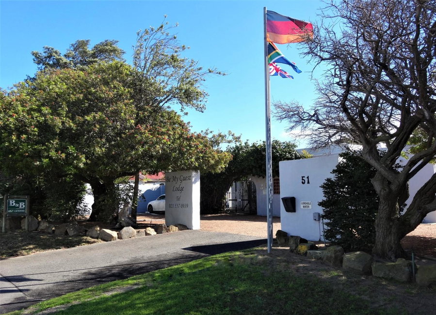 Be My Guest Lodge, Bloubergstrand, South Africa