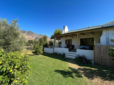 360on62 Farm Cottages, Montagu, South Africa