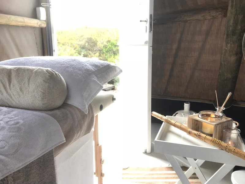 Farr Out Guest House, Paternoster, Южная Африка