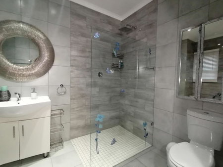 Roxy's Rest Guest House, Vanderbijlpark, Южная Африка