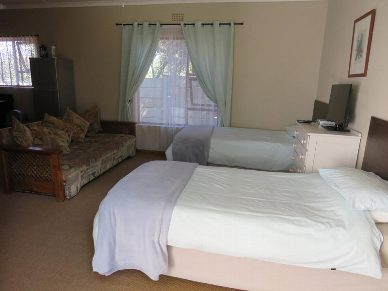 Haus Victoria Self Catering Cottages, Oudtshoorn, South Africa